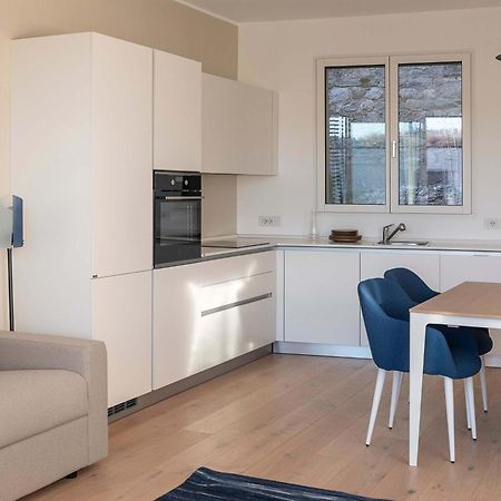 Serviced Apartments By Hotel De Charme Лавено Екстериор снимка