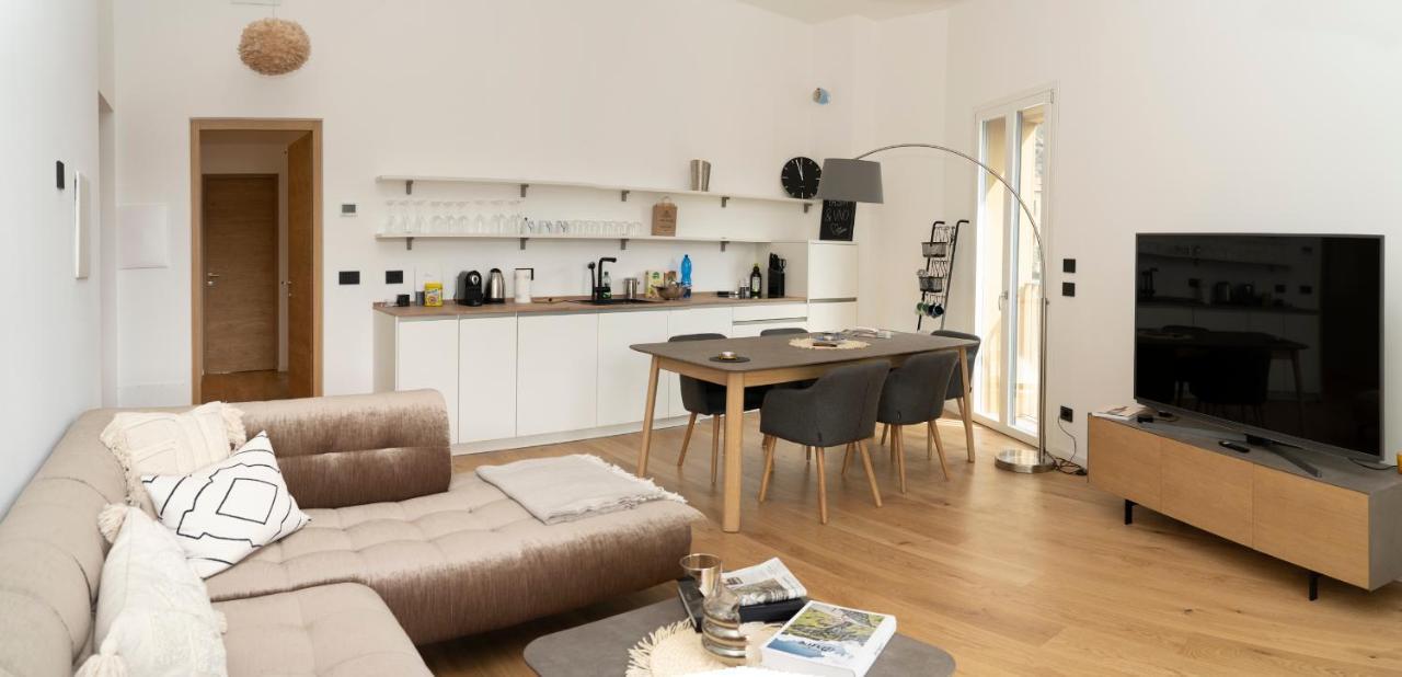 Serviced Apartments By Hotel De Charme Лавено Екстериор снимка
