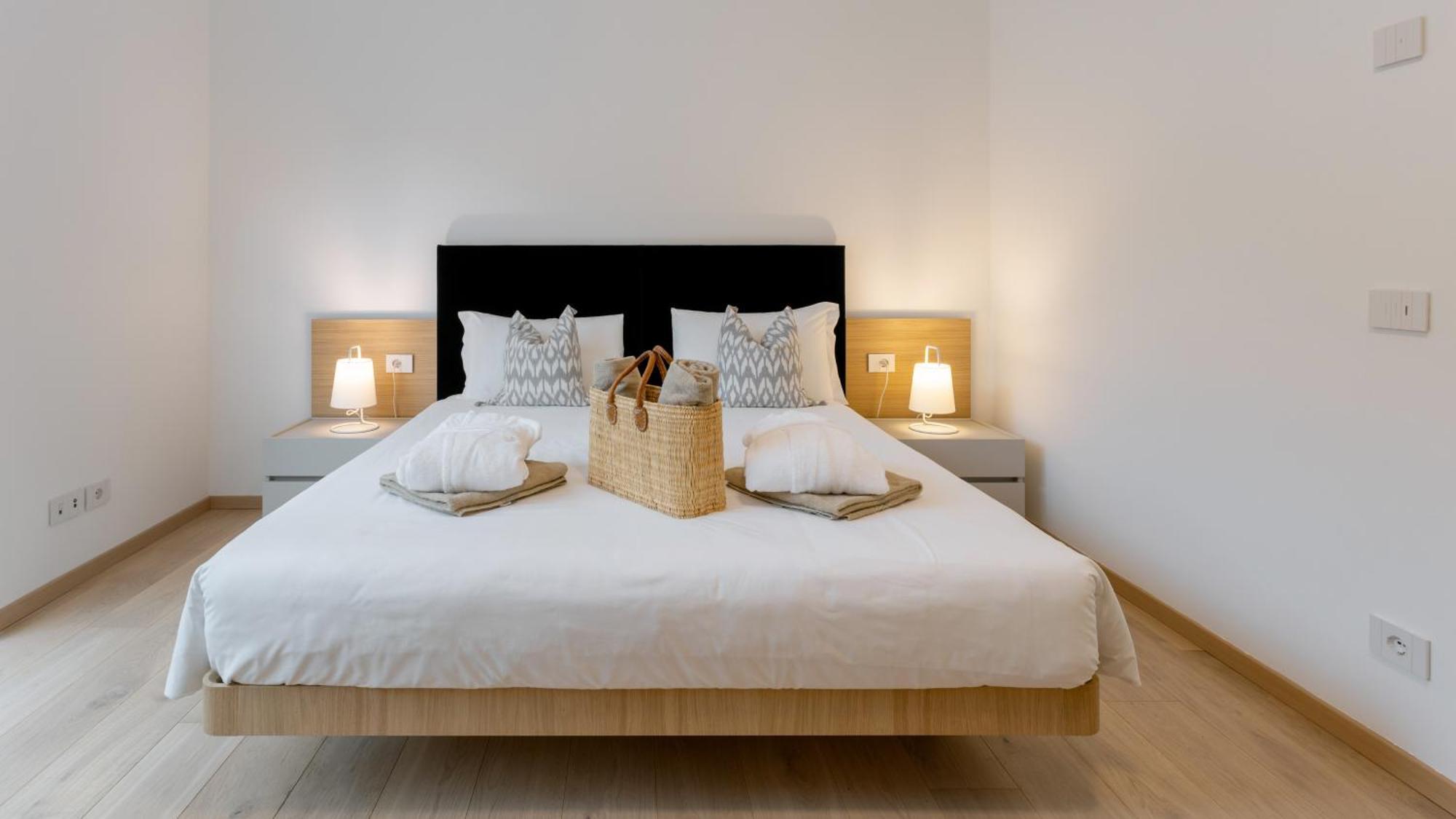 Serviced Apartments By Hotel De Charme Лавено Екстериор снимка