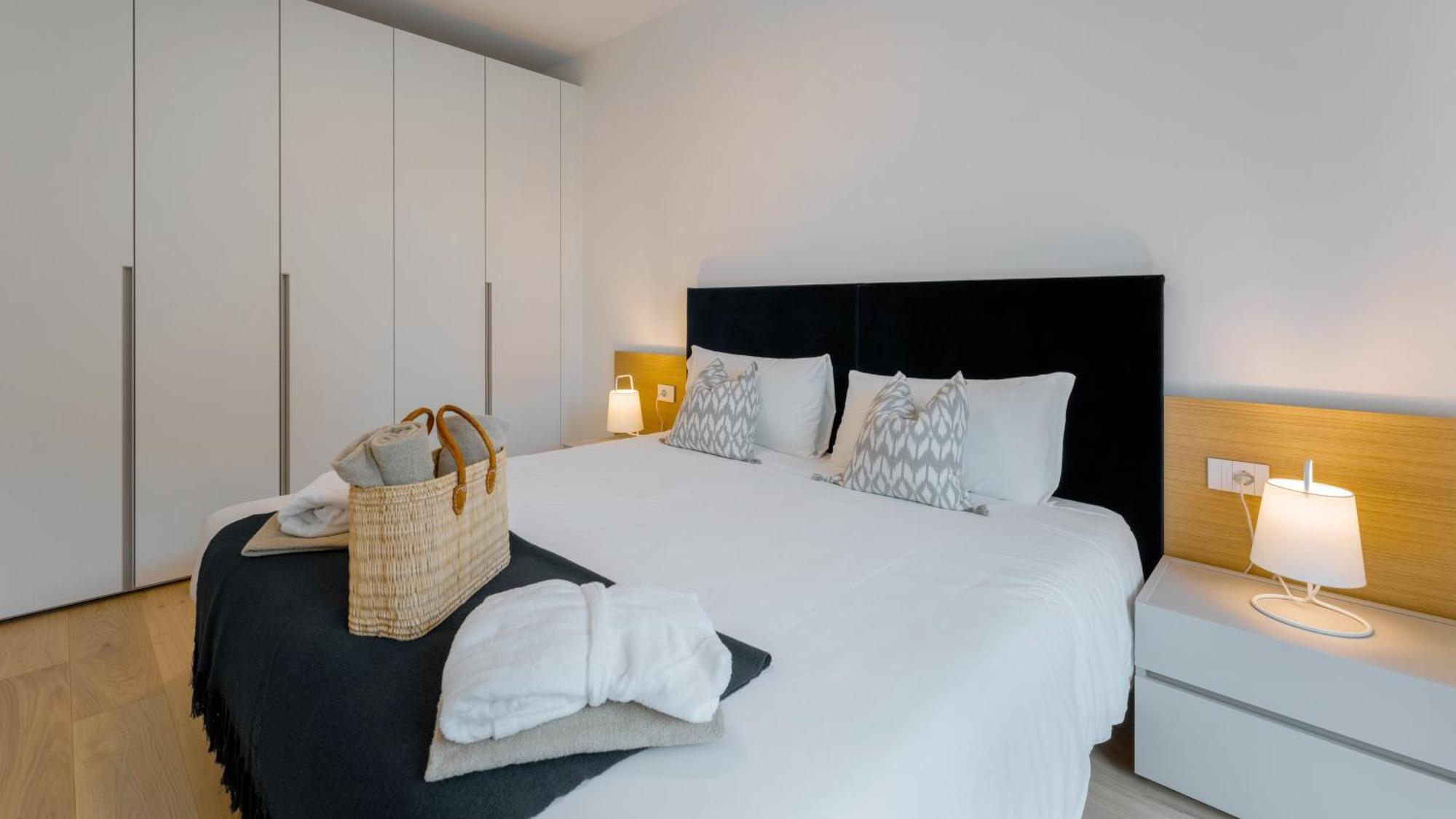 Serviced Apartments By Hotel De Charme Лавено Екстериор снимка