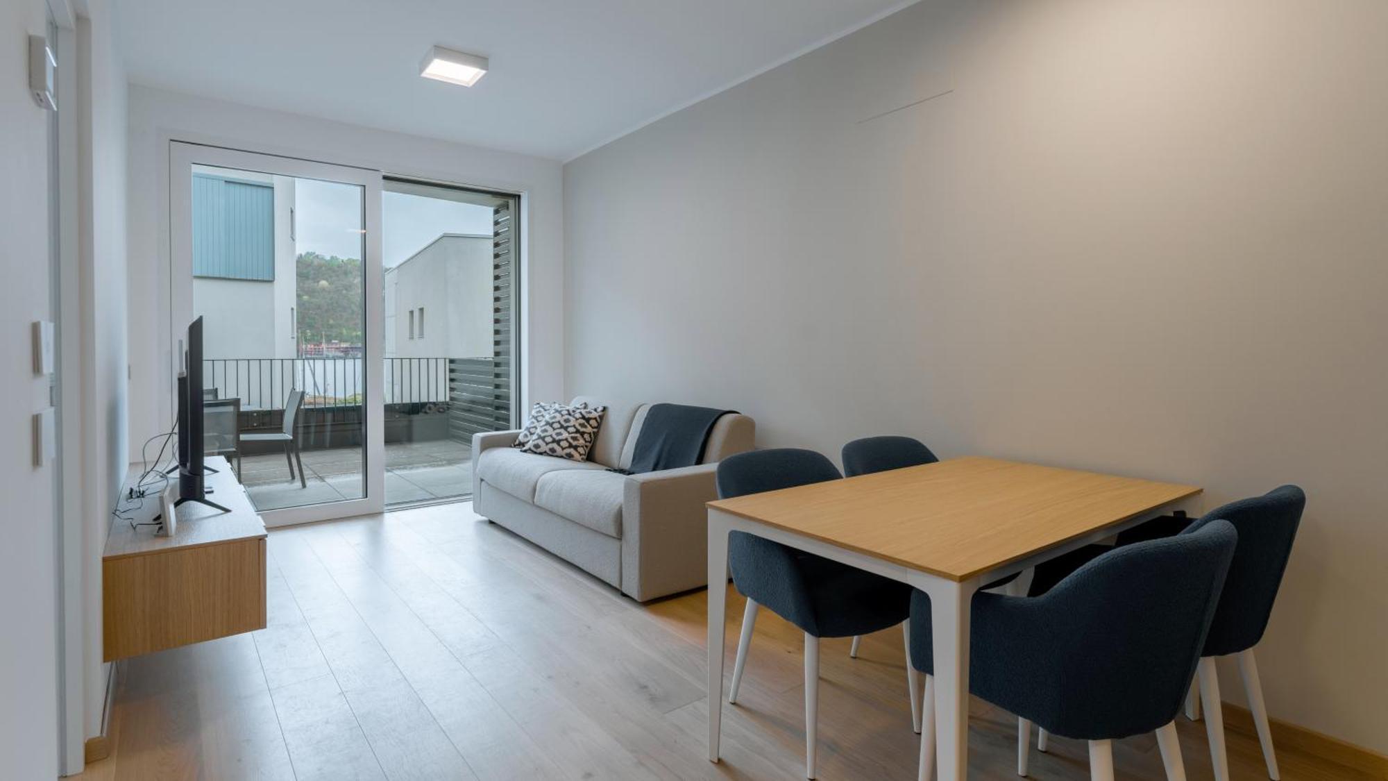Serviced Apartments By Hotel De Charme Лавено Екстериор снимка