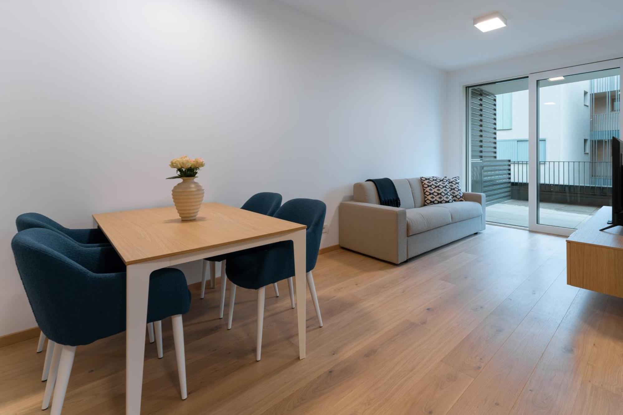 Serviced Apartments By Hotel De Charme Лавено Екстериор снимка