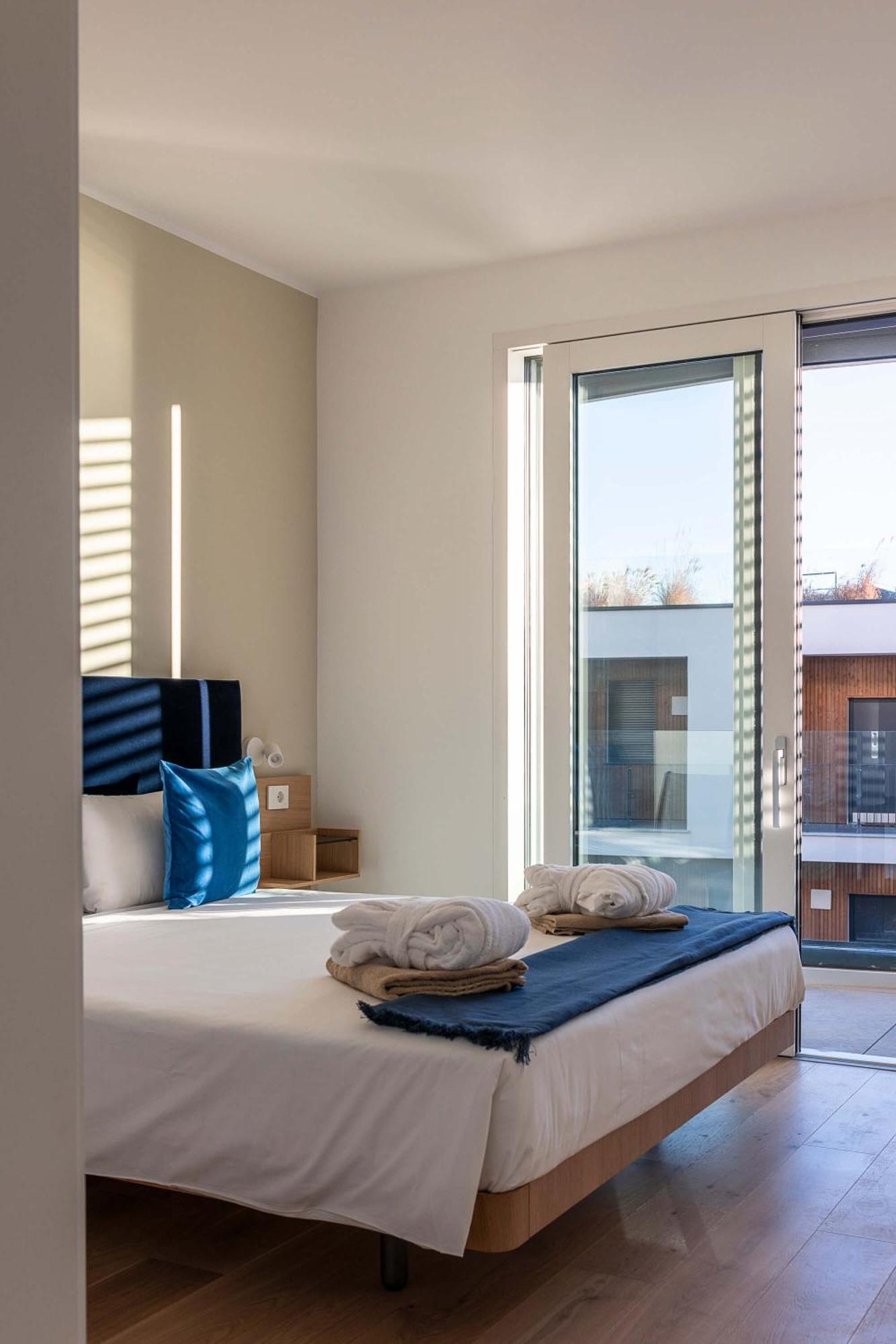 Serviced Apartments By Hotel De Charme Лавено Екстериор снимка